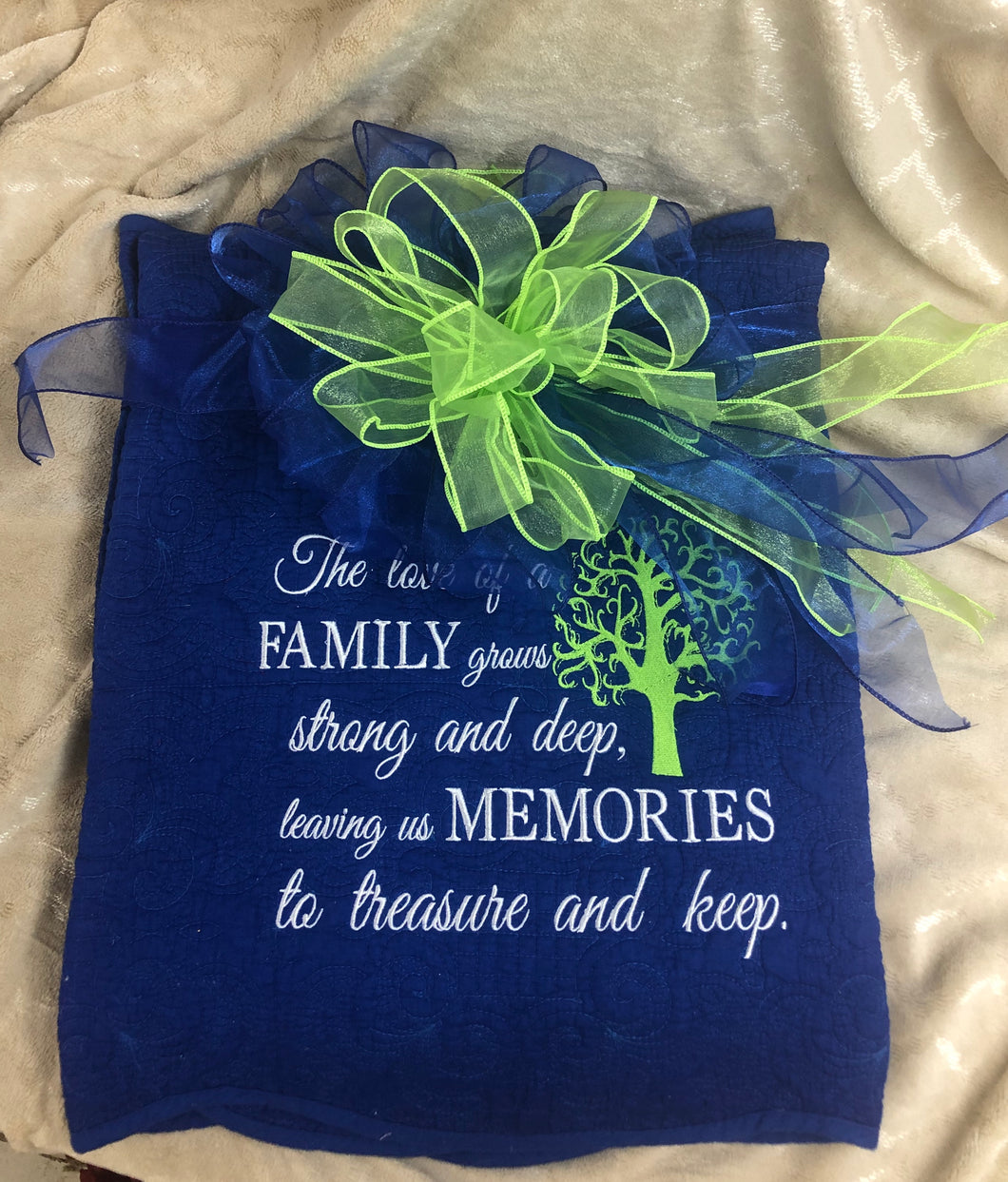Bereavement Gifts and Quilts  has family tree memories