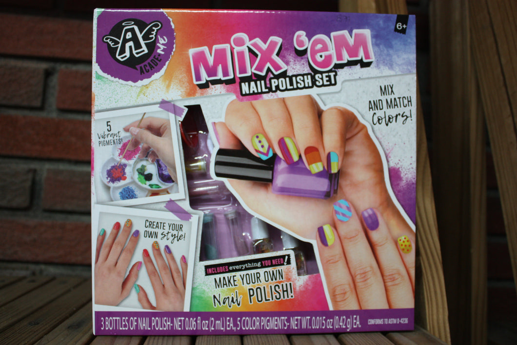 KIDS CORNER MIX 'EM NAIL POLISH SET