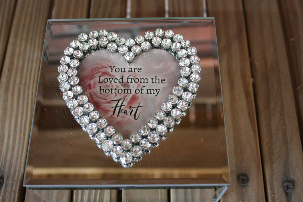 HOME DECOR, GIFTS AND SUCH HEART SHAPE MEMORY/KEEPSAKE BOX