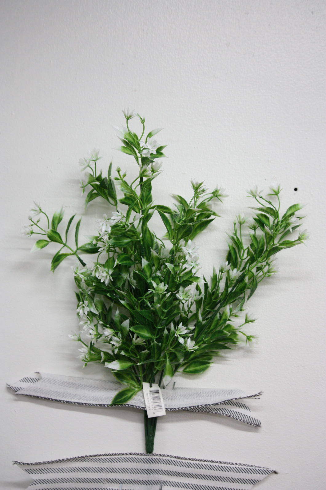 Memorial Cemetery Flowers White flower tip   plastic bush