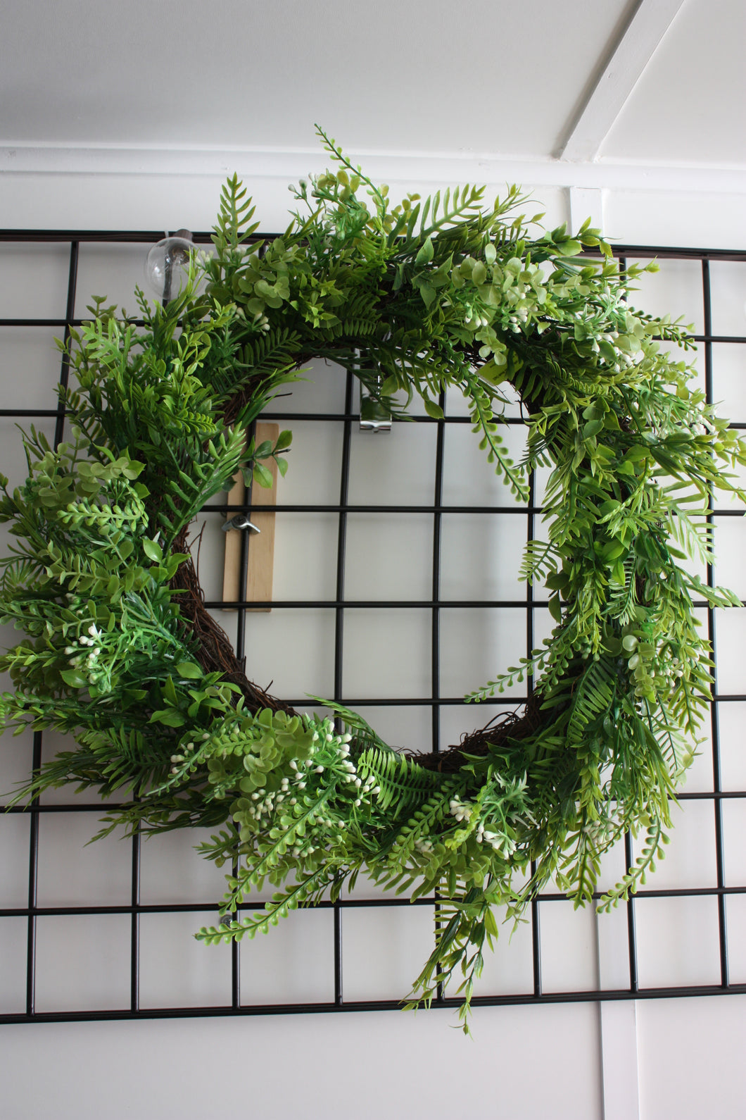 Memorial Cemetery Flowers Mixed Grass Wreath-white filler